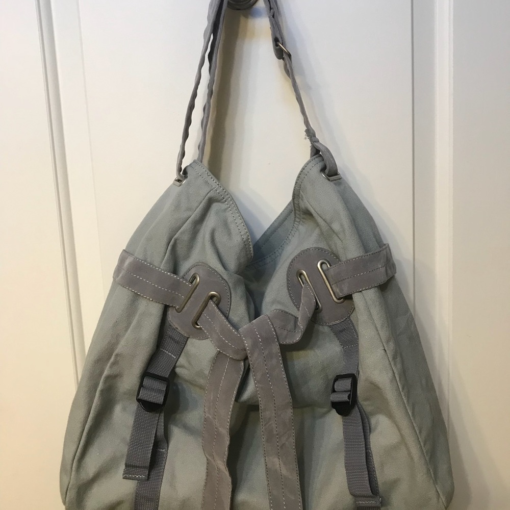 Gaiam Bag w/ Yoga Mat Holder